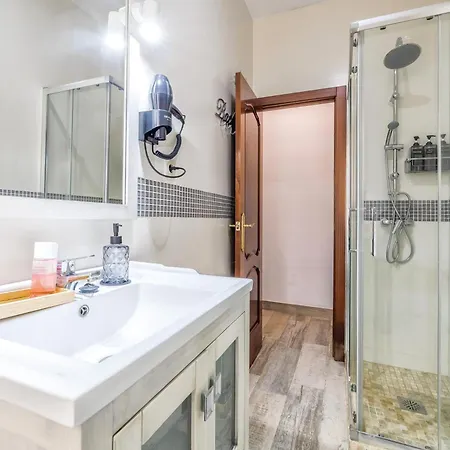 Essence, Parking Incluido Junto Al Centro Y Casco Historico Apartman *
