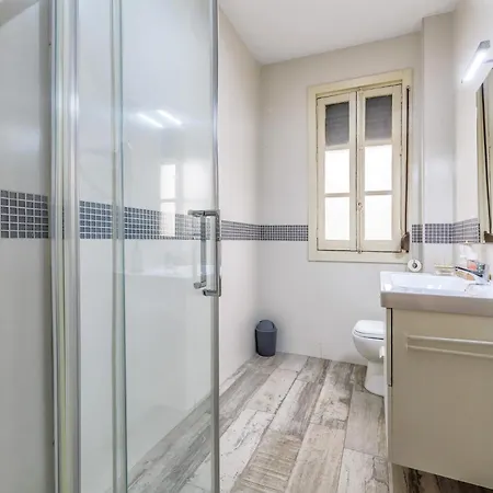 Essence, Parking Incluido Junto Al Centro Y Casco Historico Apartman