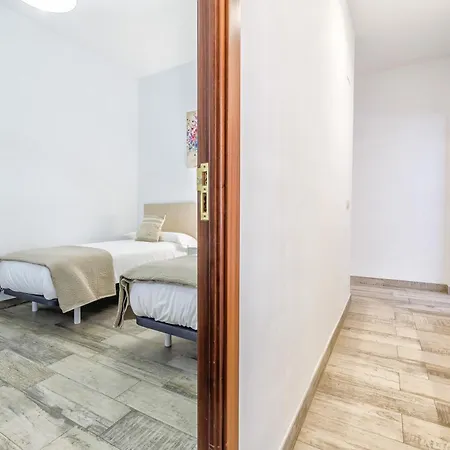 Essence, Parking Incluido Junto Al Centro Y Casco Historico *